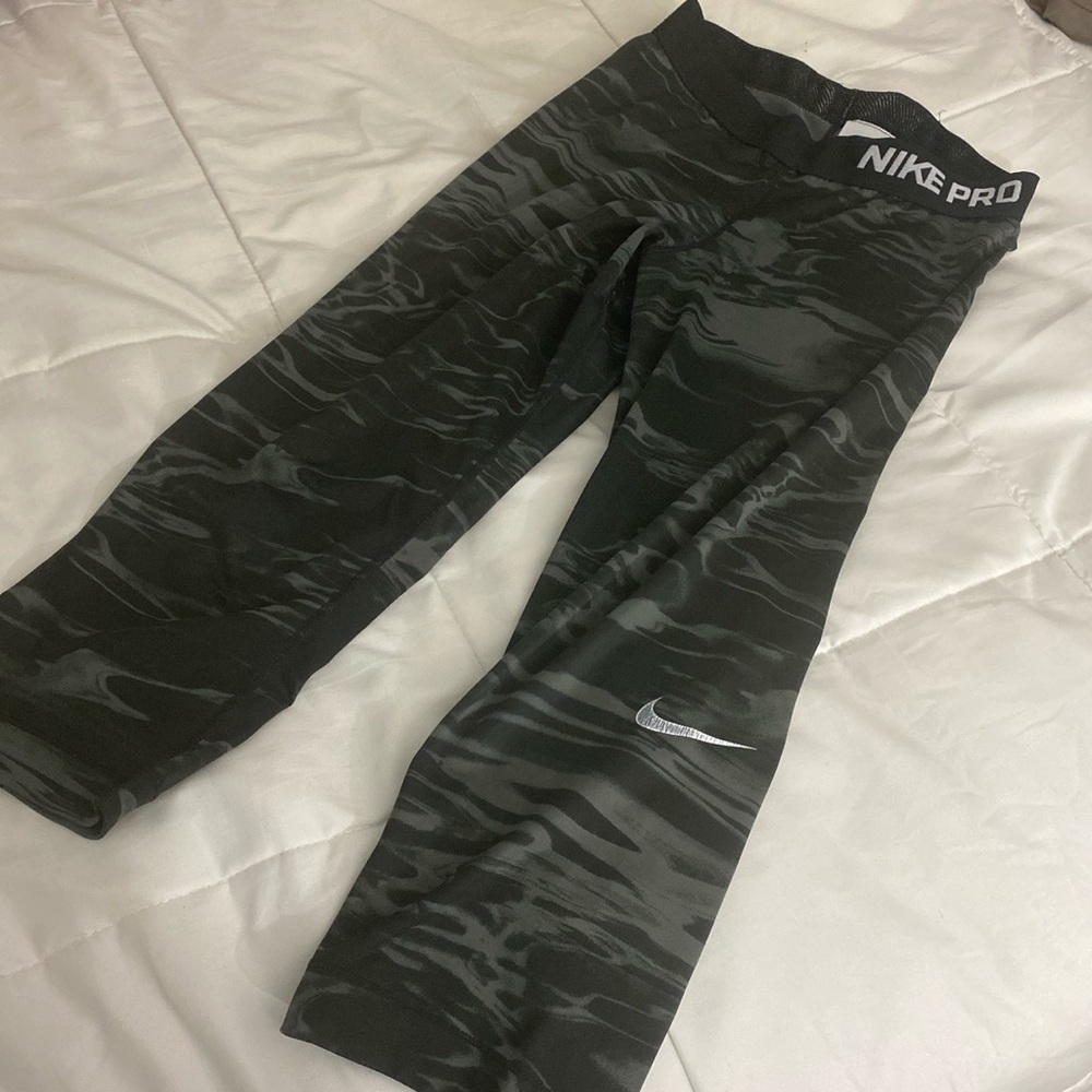 Nike leggings size small